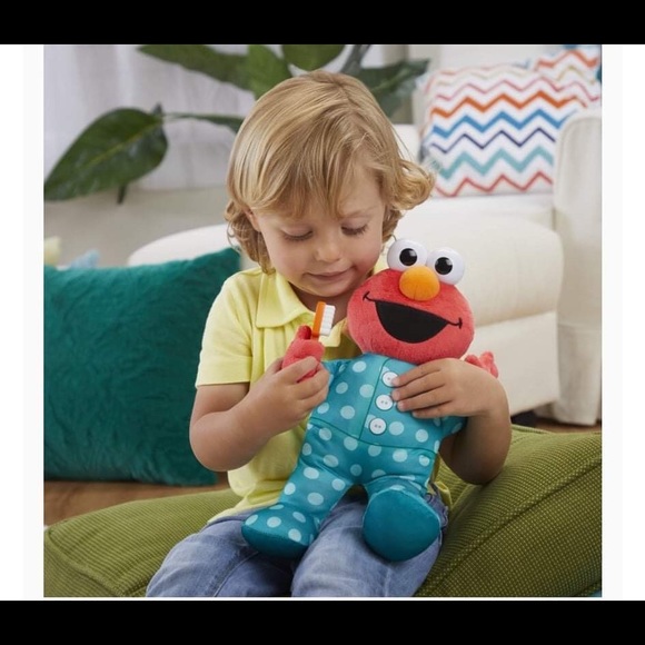 Sesame Street Brushy Brush Elmo - Picture 4 of 12